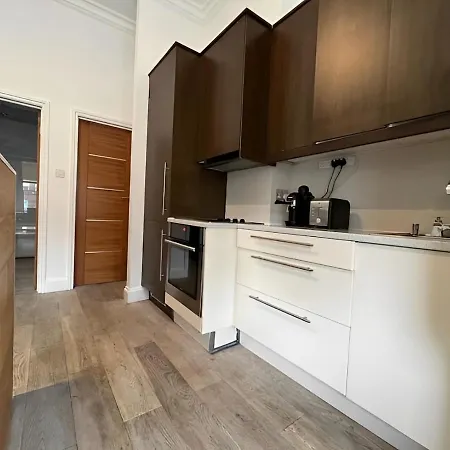 Nice Studio Shepherd'S Bush London Near Everything Exterior photo