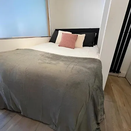 Nice Studio Shepherd'S Bush London Near Everything Exterior photo