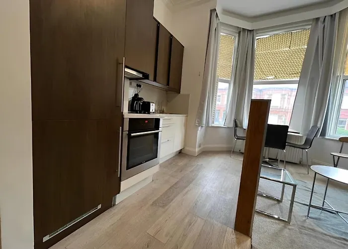 Nice Studio Shepherd\'S Bush London Near Everything